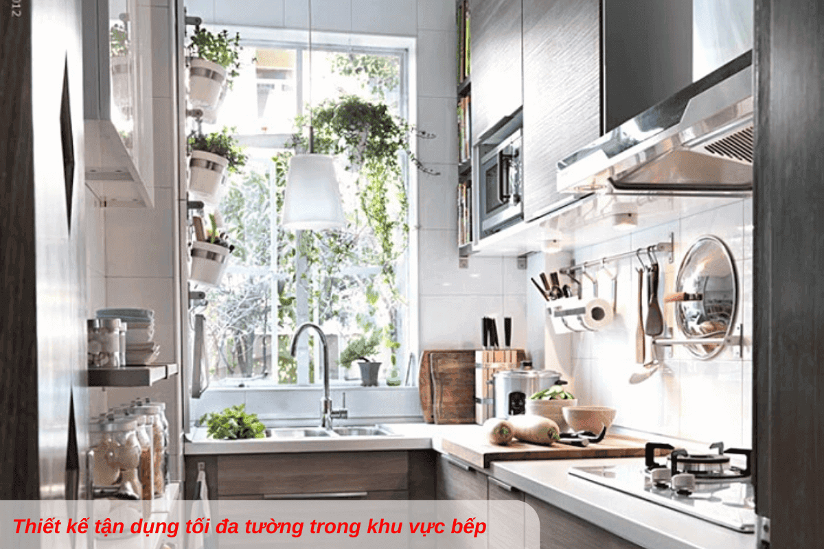 những bức tường xung quanh bếp được tận dụng tối đa